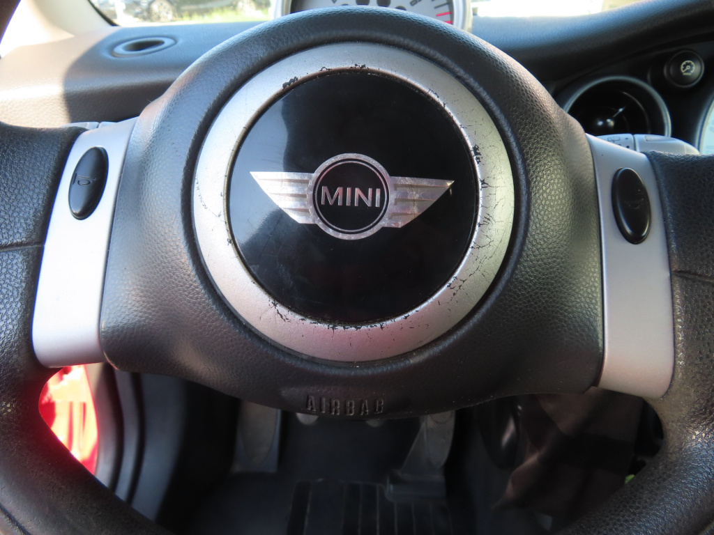 MINI 3-door