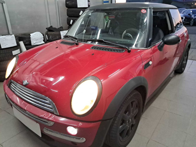 MINI 3-door 2002