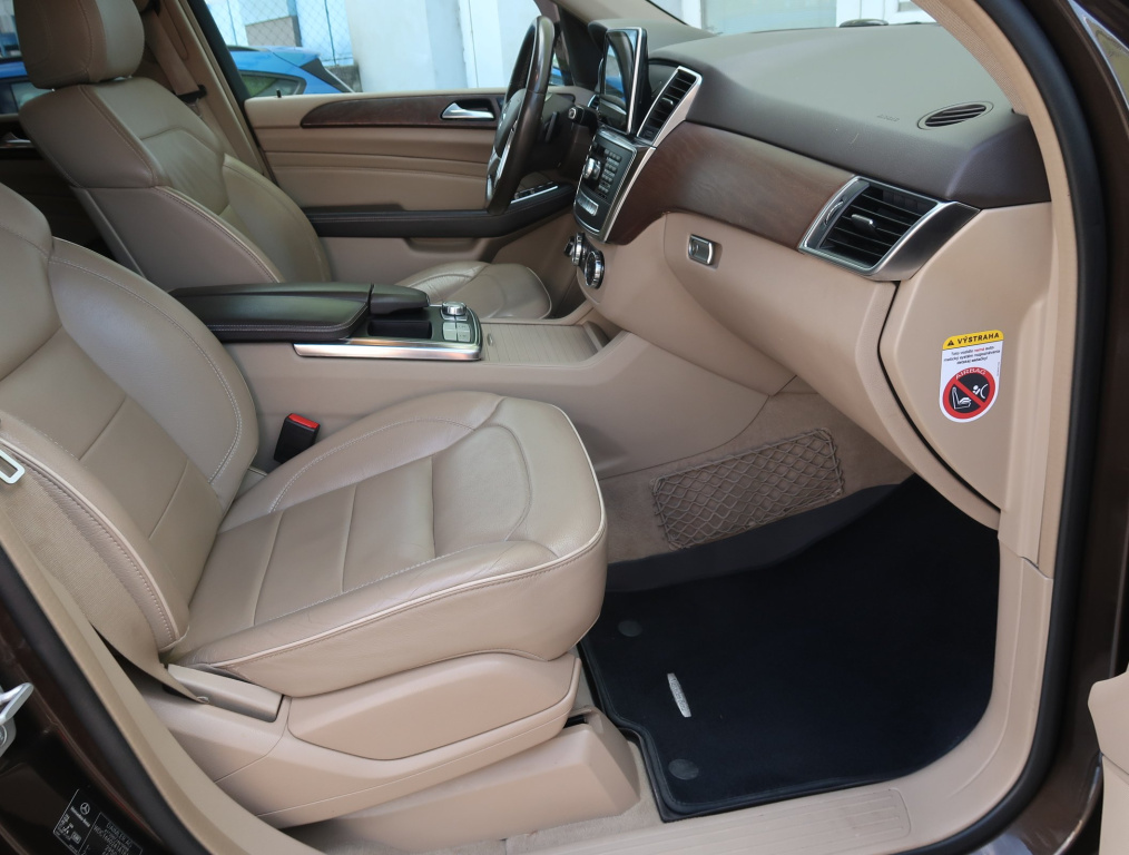 Mercedes-Benz ML