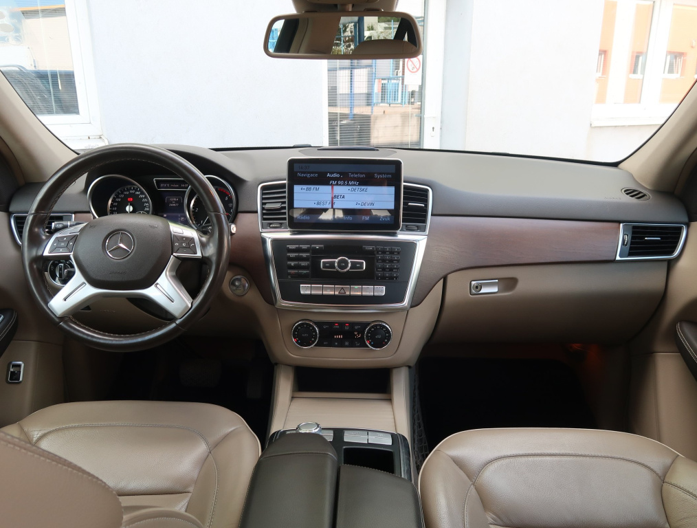 Mercedes-Benz ML