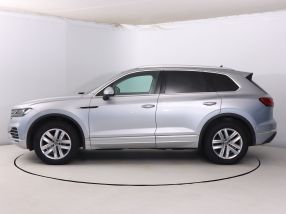 Volkswagen Touareg - 2021