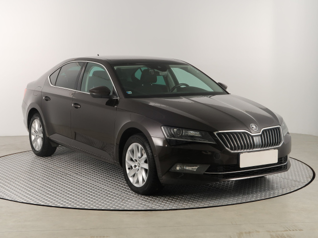 Škoda Superb 2017