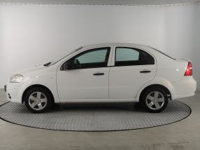 Chevrolet Aveo - 2012