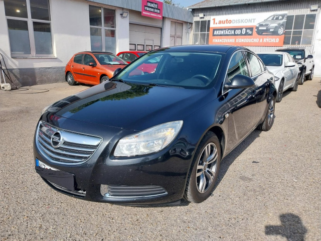 Opel Insignia 2011