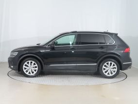 Volkswagen Tiguan - 2018