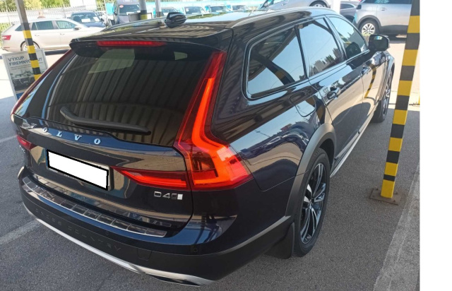 Volvo V90 Cross Country 2019