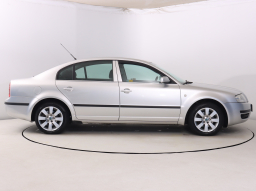 Škoda Superb 2007