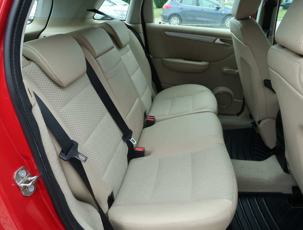 Mercedes-Benz B