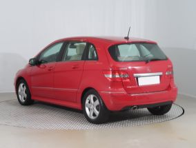 Mercedes-Benz B - 2010