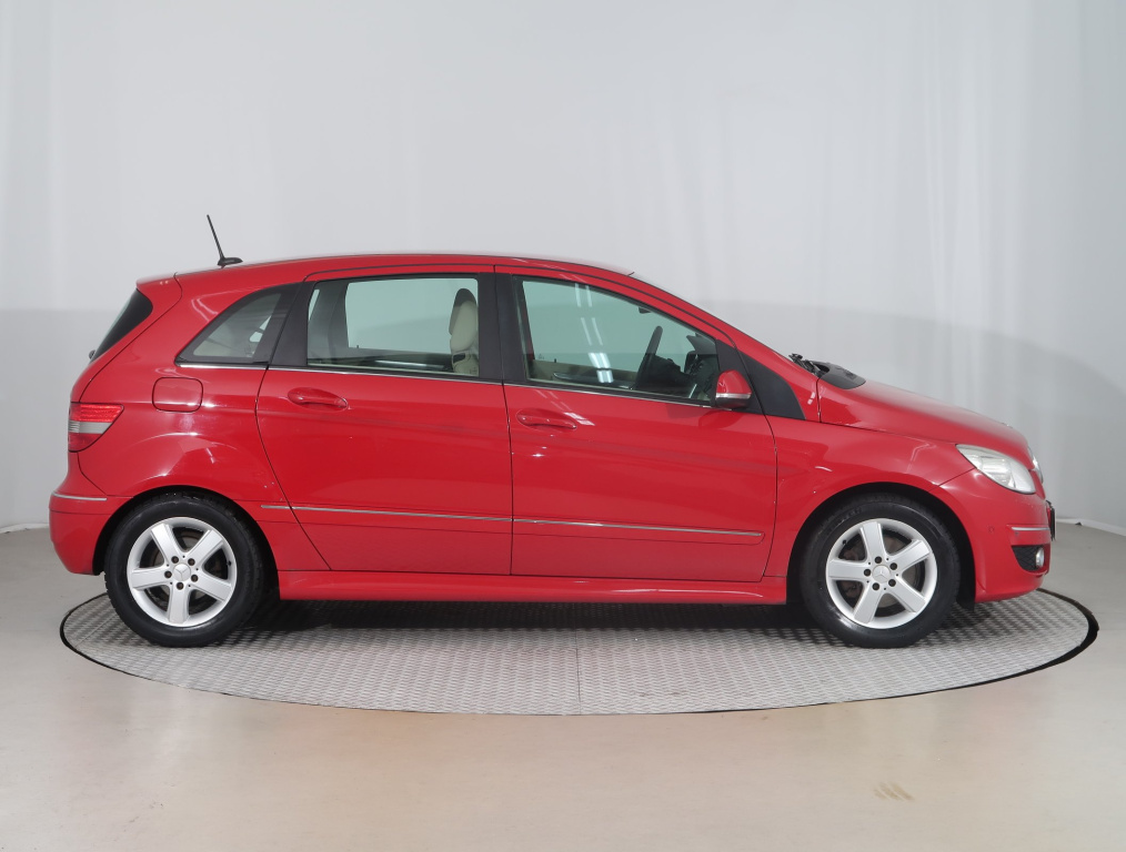 Mercedes-Benz B