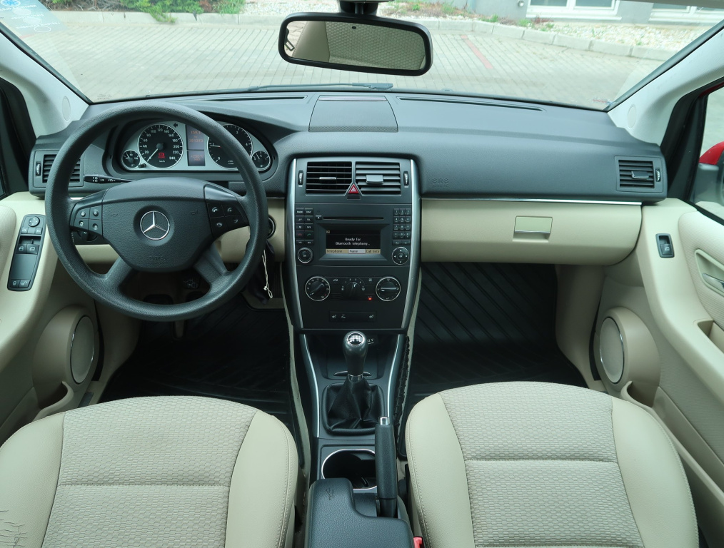 Mercedes-Benz B