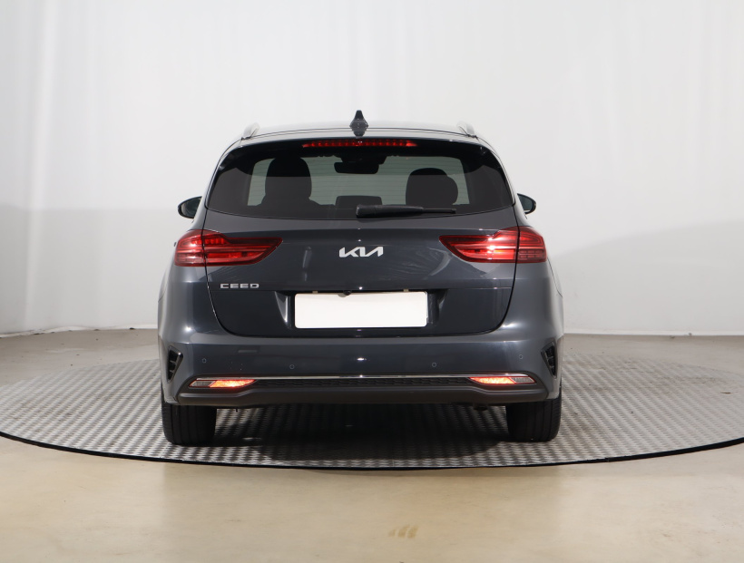 Kia Ceed, 2025