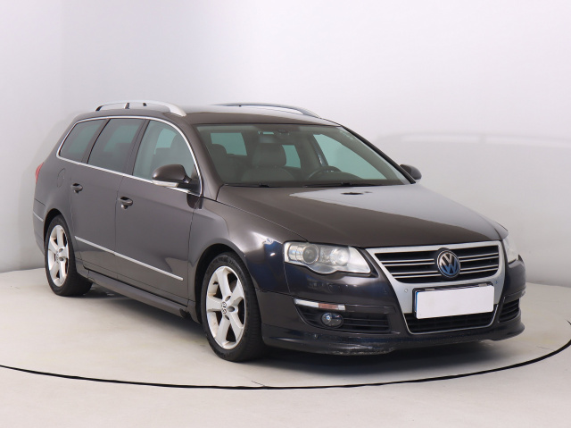 Volkswagen Passat, 2010