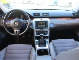 Volkswagen Passat 2010
