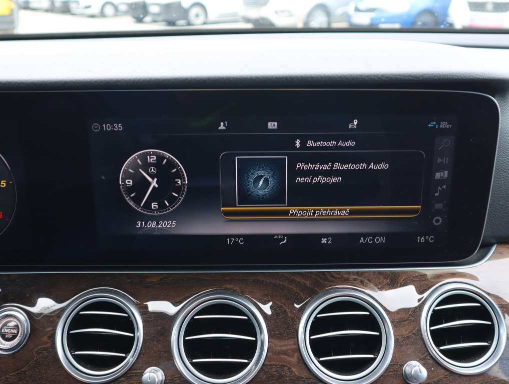 Mercedes-Benz E
