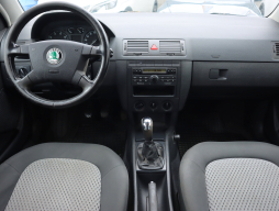 Škoda Fabia 2003