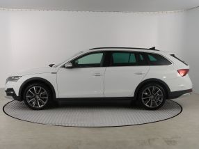Skoda Octavia Scout - 2021