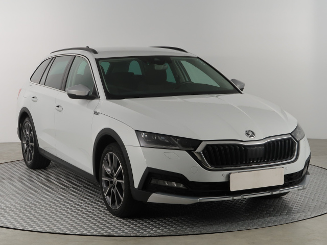 Škoda Octavia Scout 2021