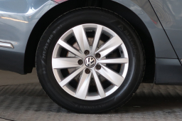 Volkswagen Passat 2013