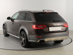 Audi Allroad A4 - 2012