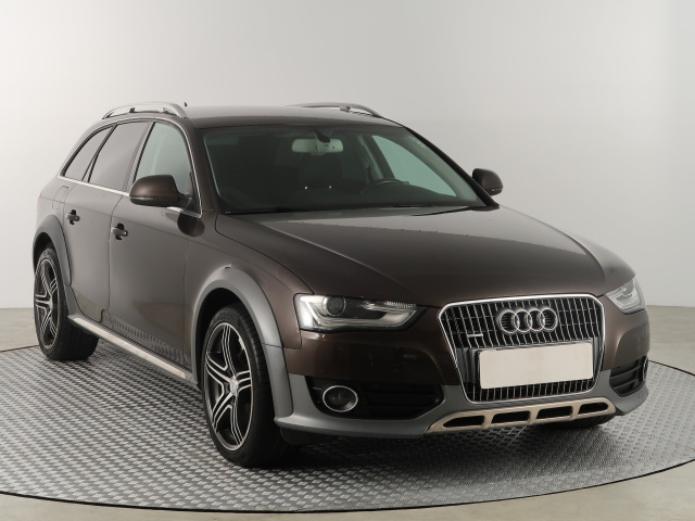Audi A4 Allroad, 2012