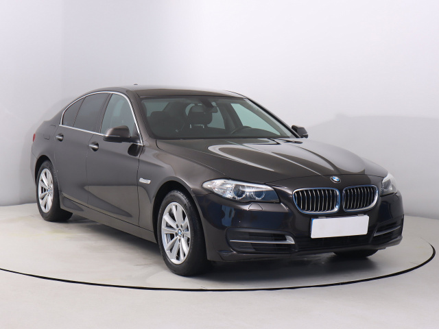 BMW 5 2016