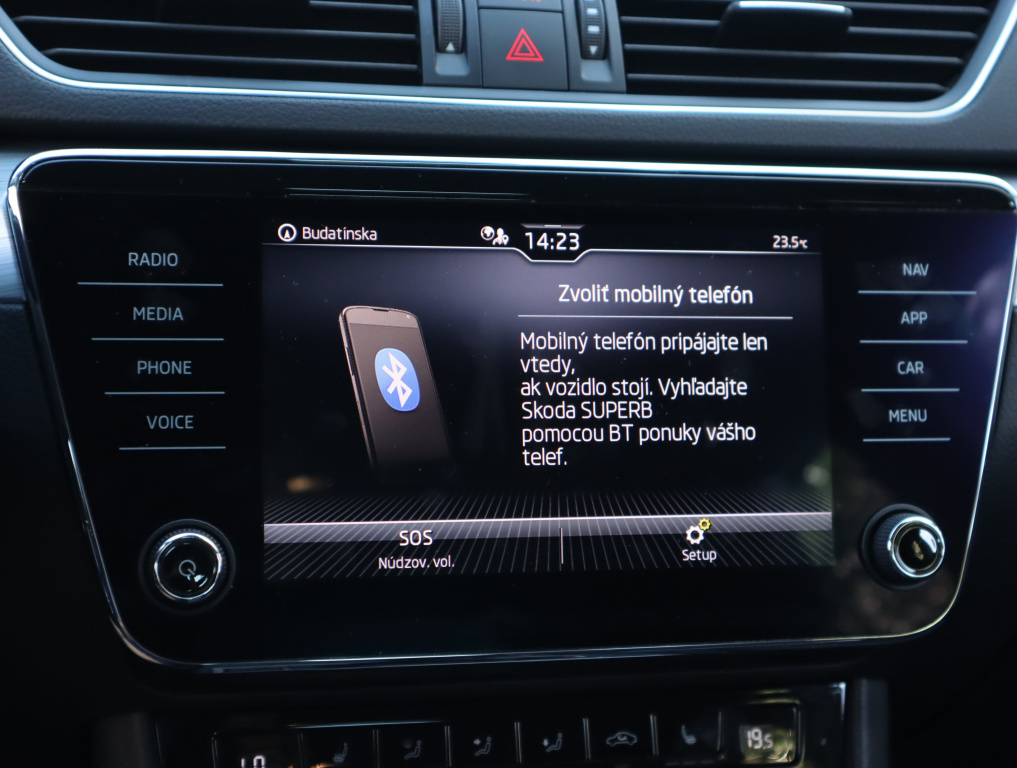 Škoda Superb