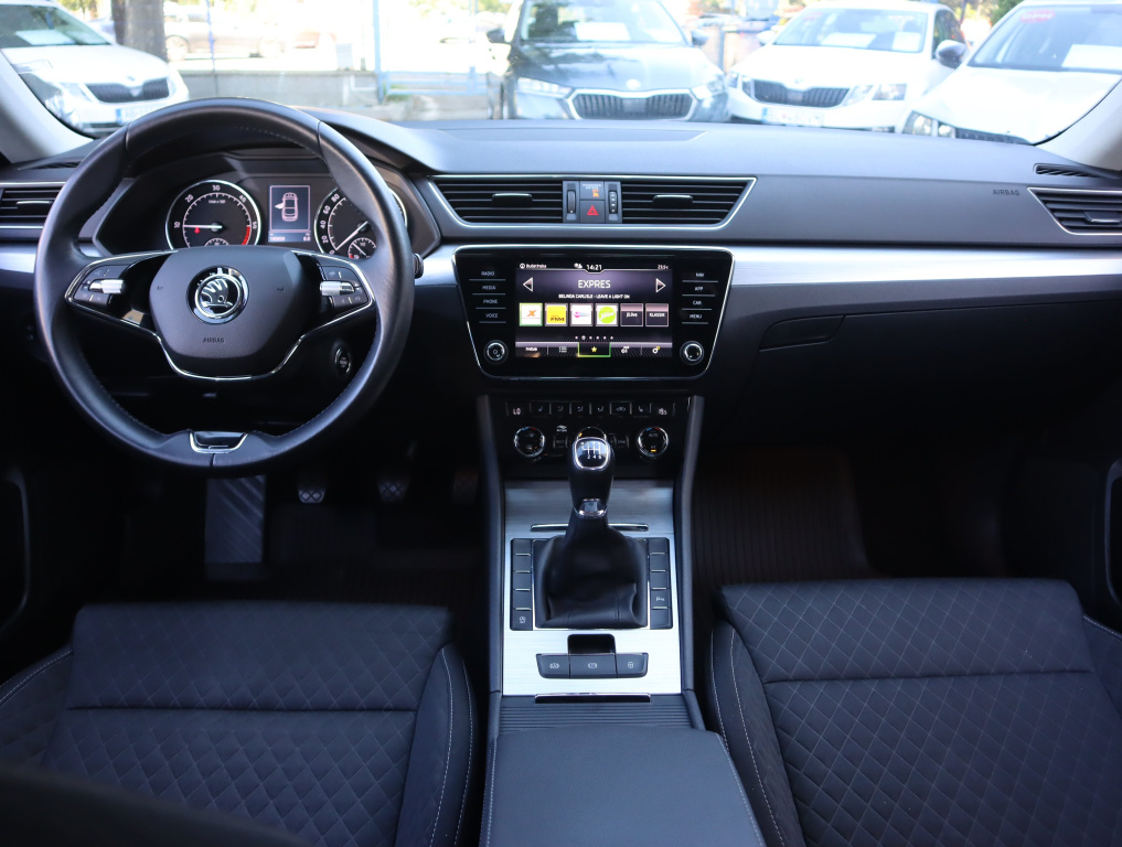 Škoda Superb