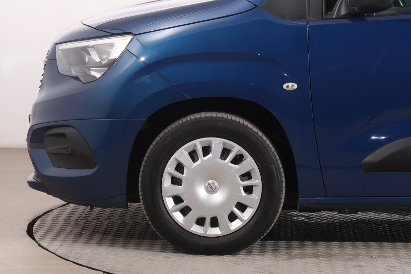 Opel Combo, 2021