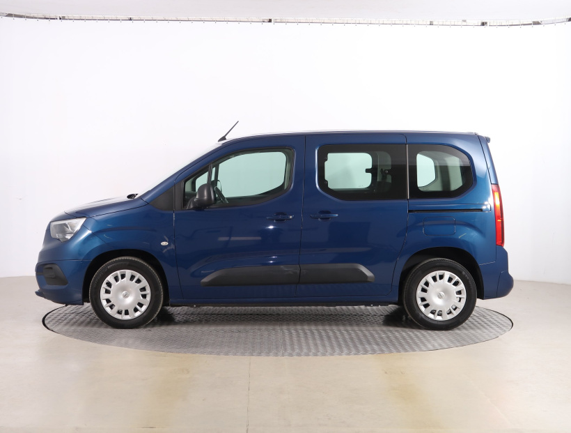 Opel Combo, 2021