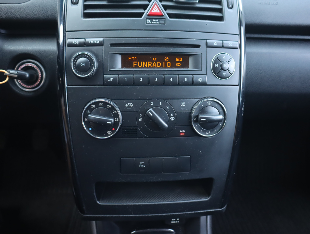 Mercedes-Benz A
