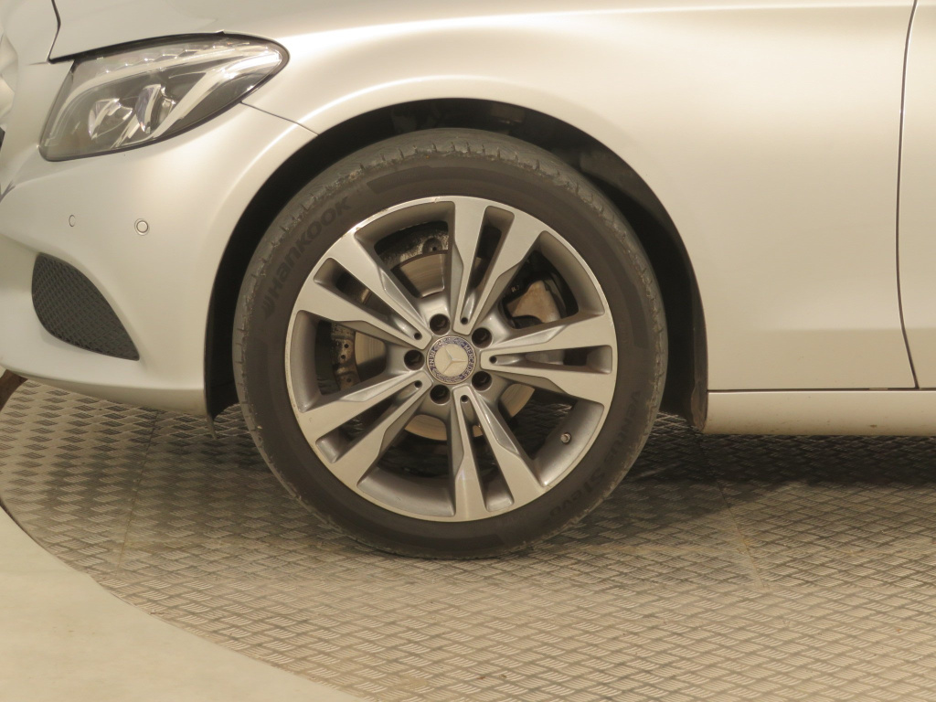 Mercedes-Benz C