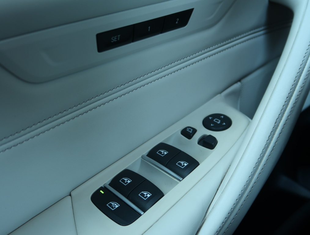 BMW 5