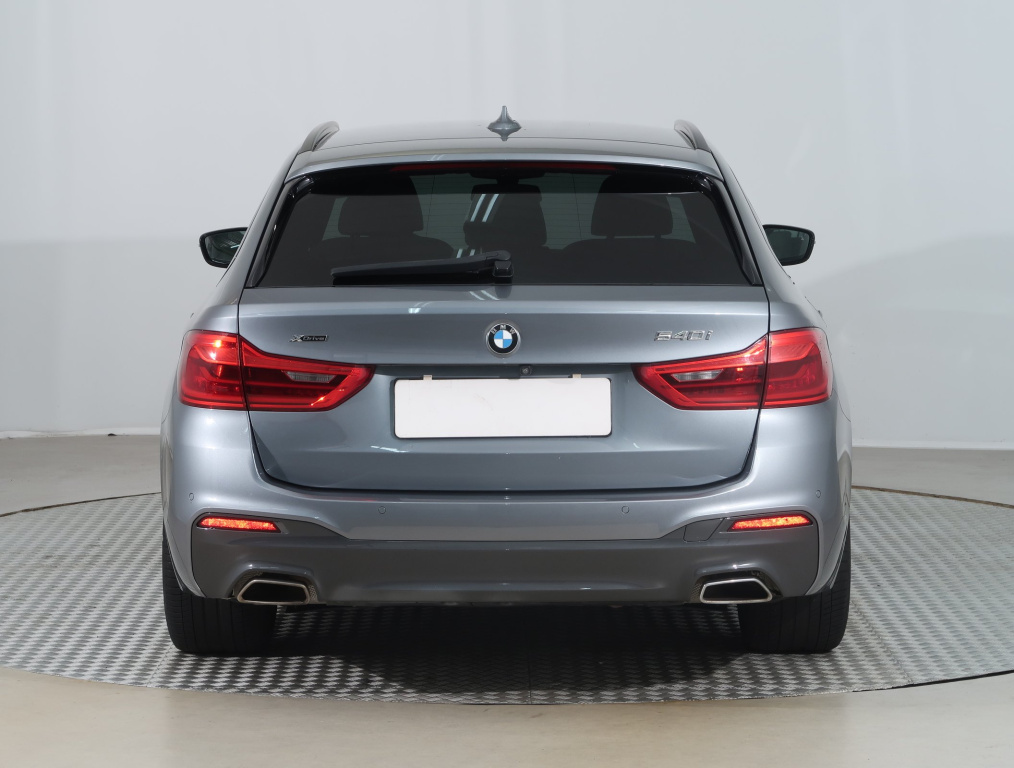 BMW 5