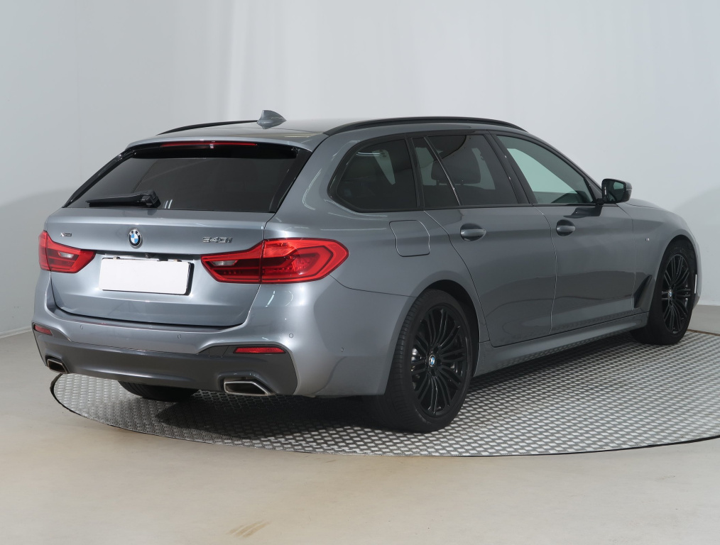 BMW 5