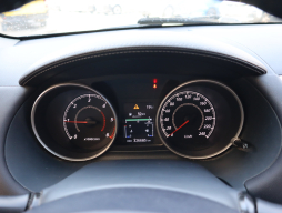 Mitsubishi Outlander 2011