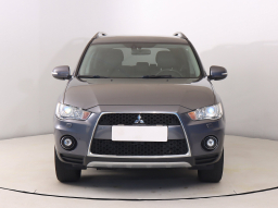 Mitsubishi Outlander 2011