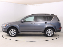 Mitsubishi Outlander 2011