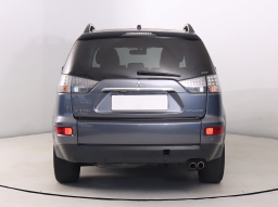 Mitsubishi Outlander 2011