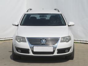 Volkswagen Passat - 2010