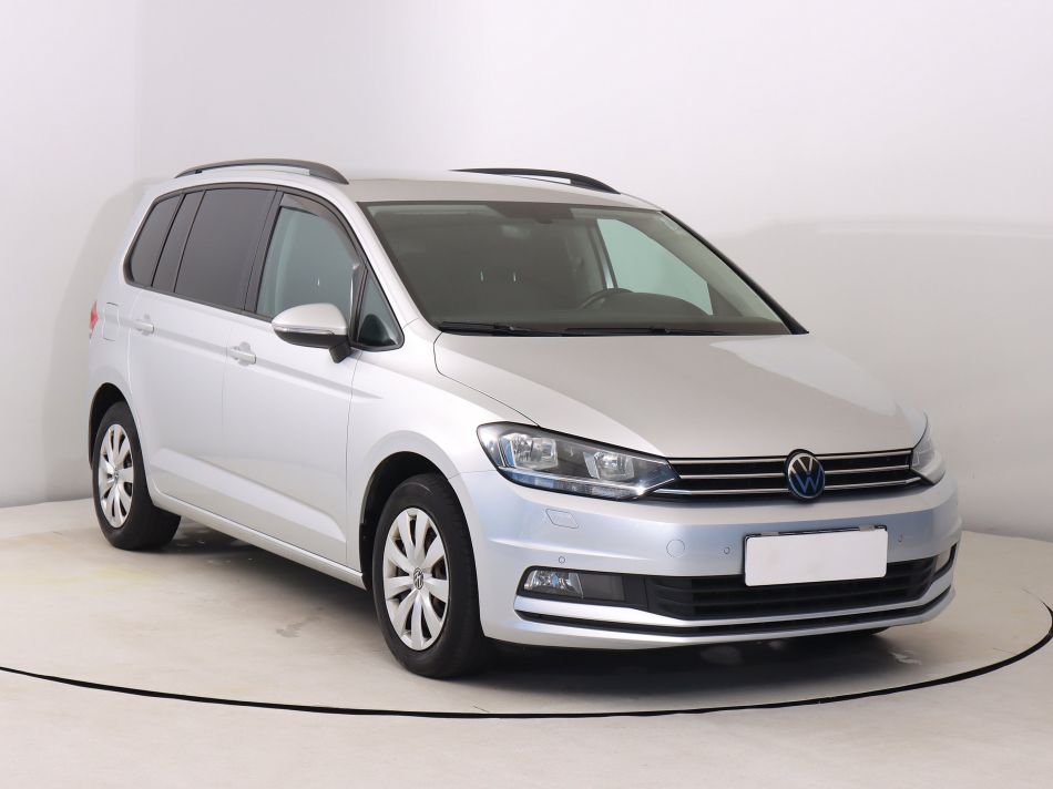 Volkswagen Touran - 2021