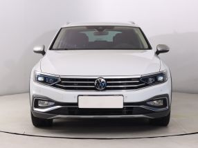 Volkswagen Passat - 2023