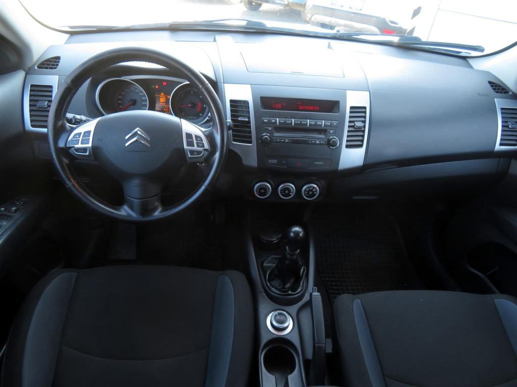 Citroen C-Crosser
