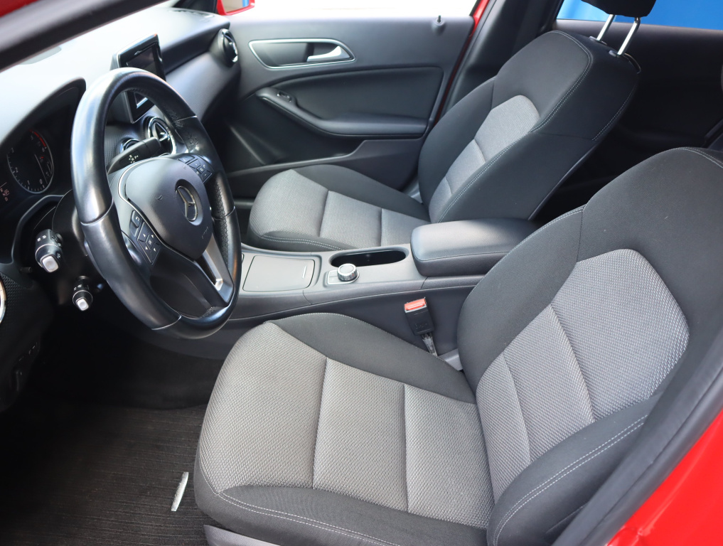 Mercedes-Benz A