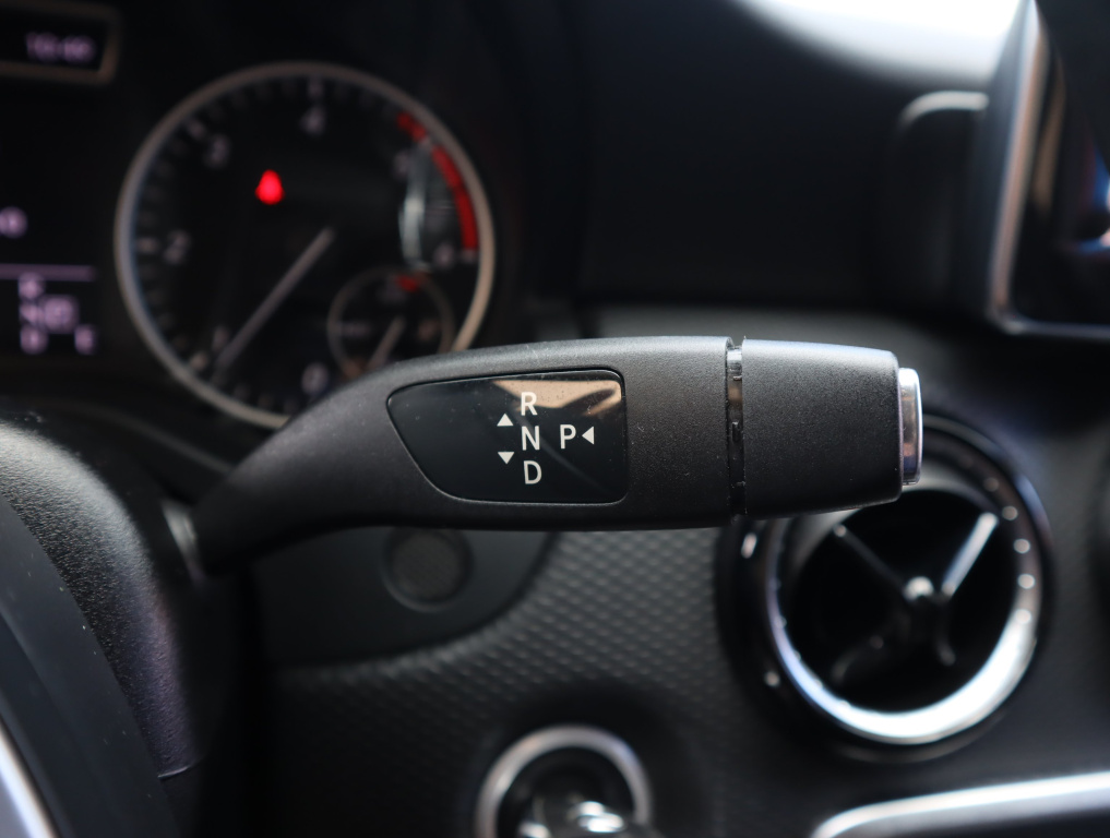 Mercedes-Benz A