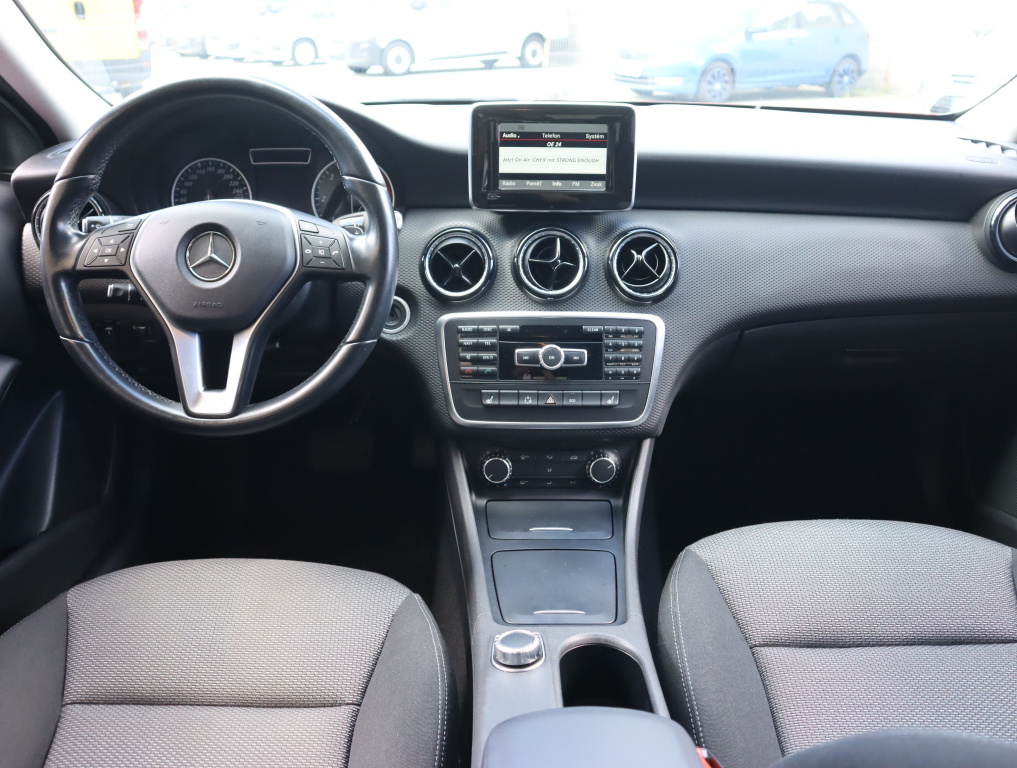 Mercedes-Benz A