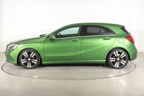 Mercedes-Benz A - 2016