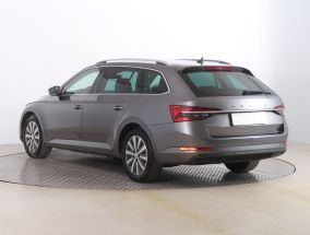 Skoda Superb - 2022