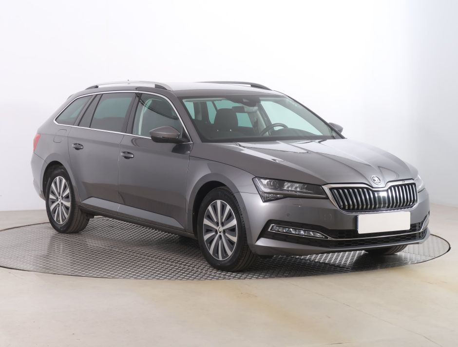 Skoda Superb - 2022