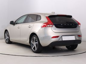 Volvo V40 - 2018